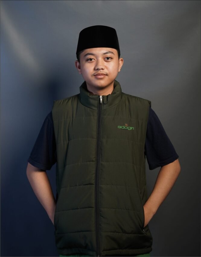 Vest Puffer Exlusive Milad Sidogiri - Gambar 3